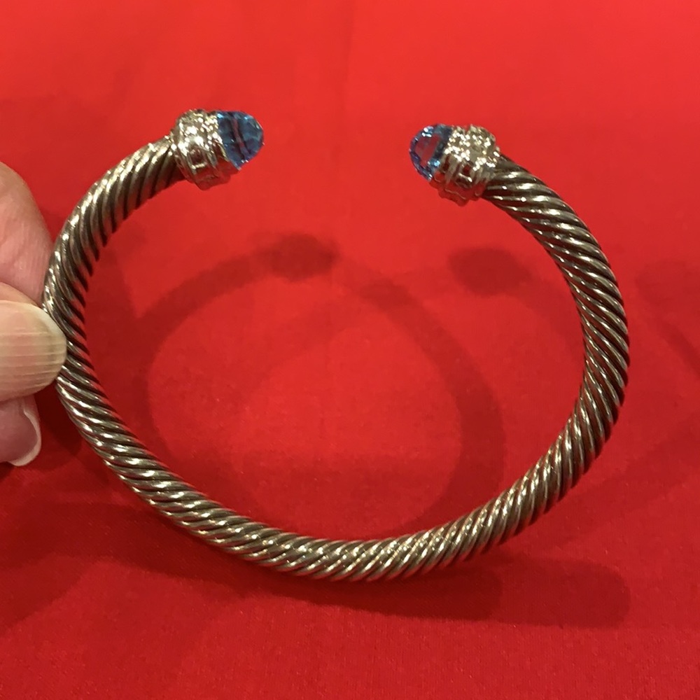 David Yurman Cable Bracelet with Diamonds - Picture 3 of 6